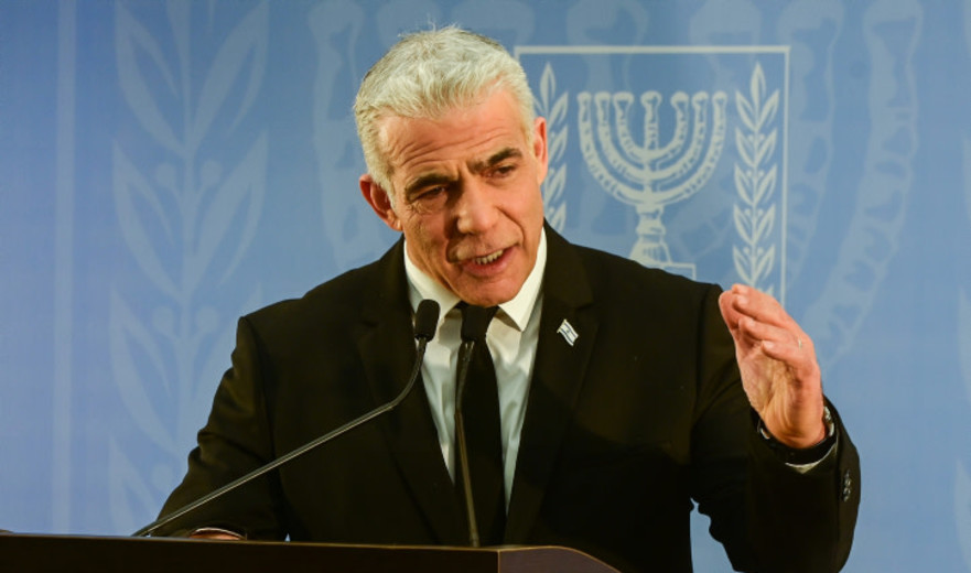 "אי אפשר להמשיך ככה": לפיד במסר תקיף לחרדים