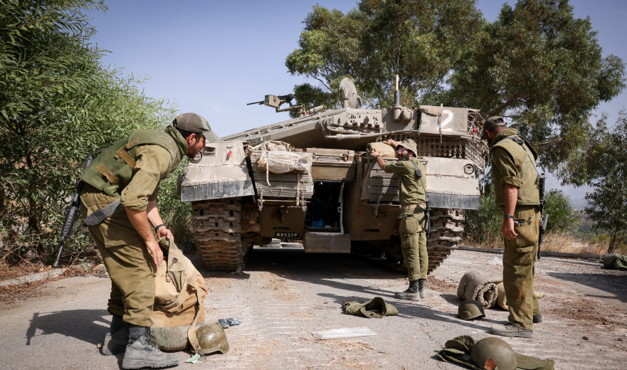 עיבוי כוחות בהגנה: צה"ל מגביר את מוכנותו בגזרה הצפונית | צפו בתיעוד