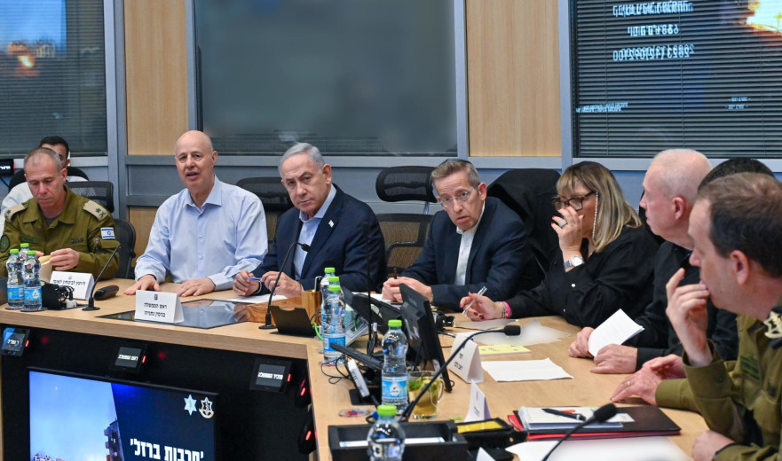 ראש הממשלה בנימין נתניהו מכנס את קבינט המלחמה בקריה בתל אביב