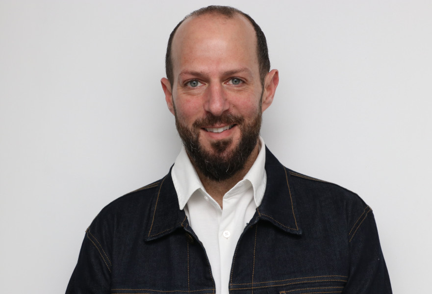 ד''ר אברי רווה, מומחה לכירורגיה פלסטית