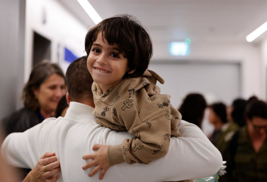 משפחת ברודץ מתאחדת 