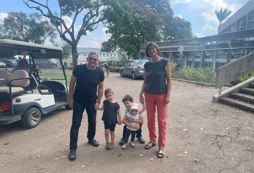 הוריה של ד''ר מורן הגיעו לעזור מגרמניה 