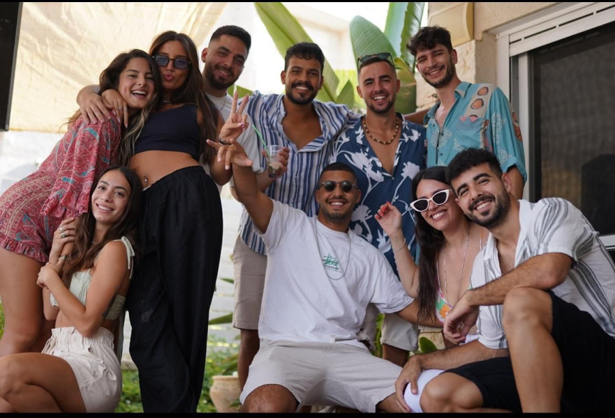 מאור גרשוני ז''ל עם חבריו