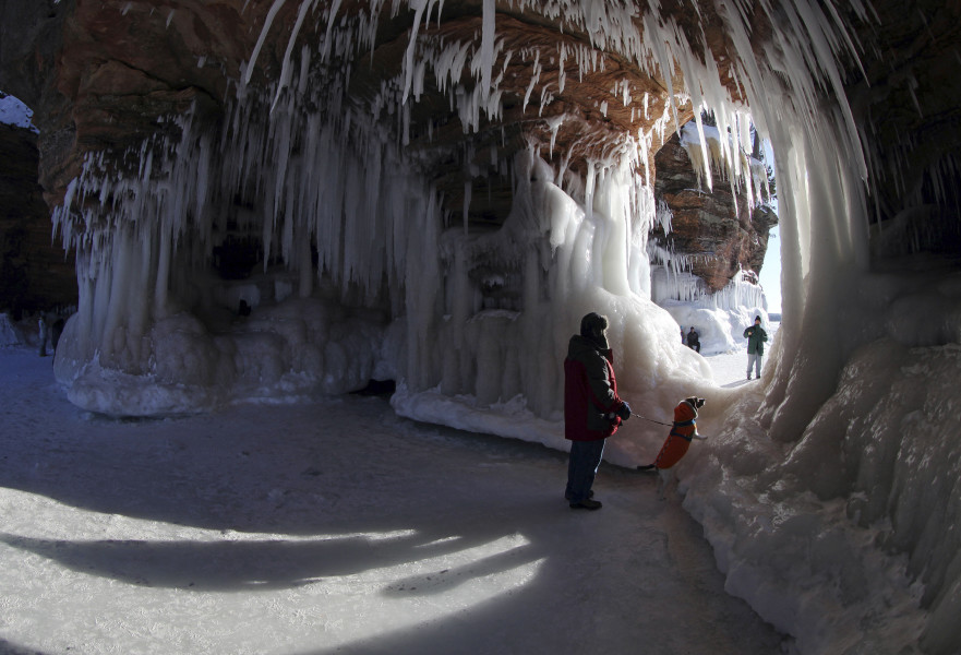 מערות הקרח של איי האפוסטל