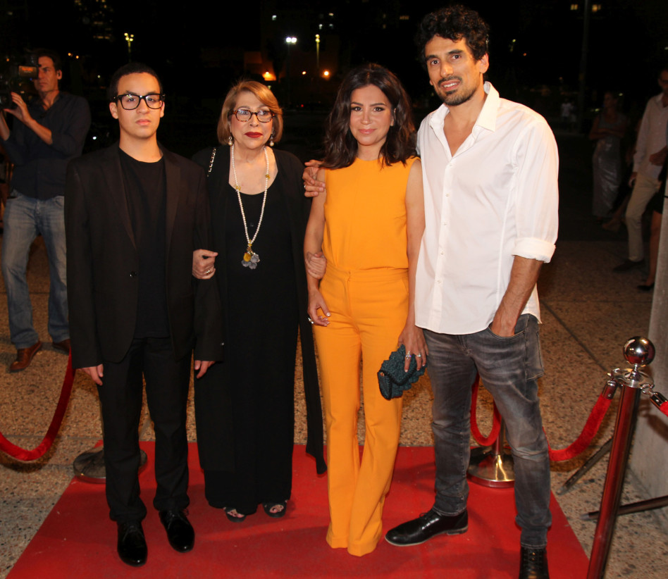 אלעד מילא עם יעל ושוש פוליאקוב ען יהונתן (צילום: אור גפן)