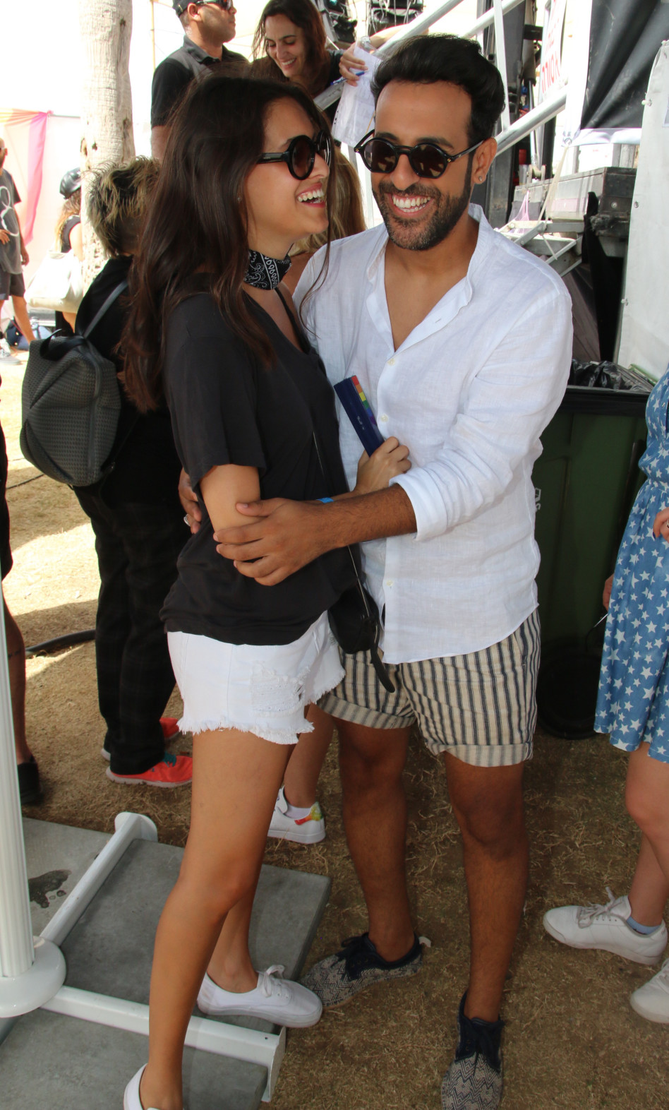 אם תלך מי יחבק אותה ככה? (צילום:, ניר פקין)