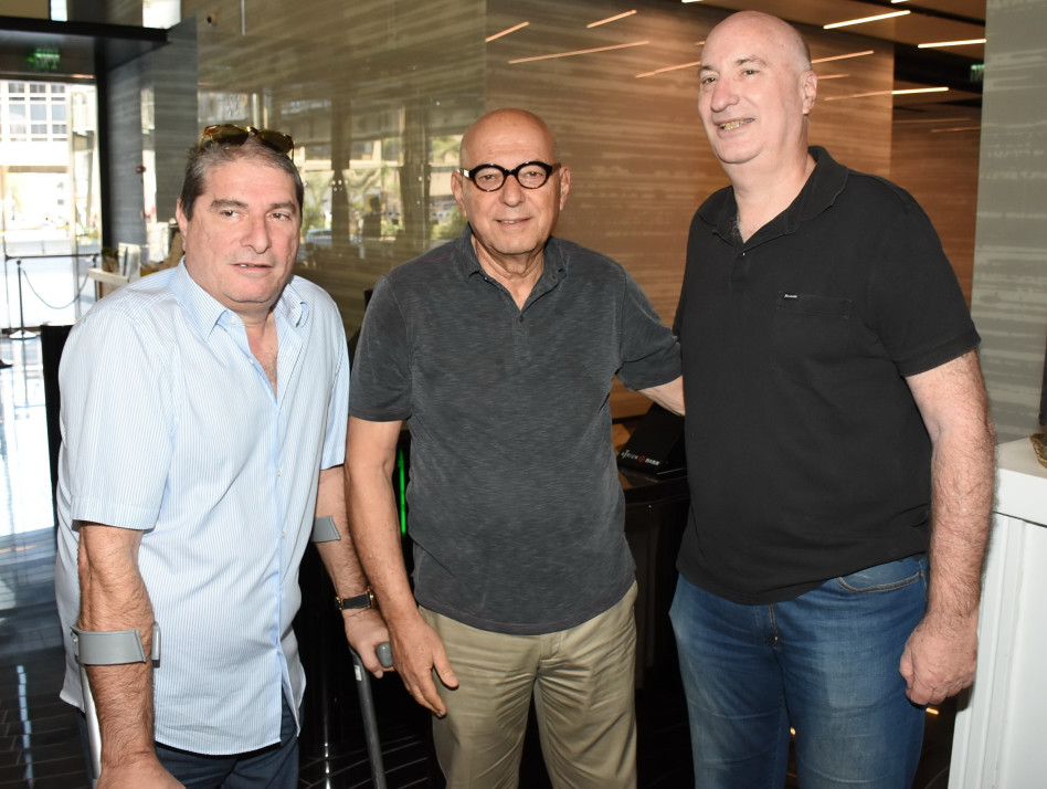 נתן חץ, אבי מוסלר ואריק כרמון (צילום: אביב חופי)