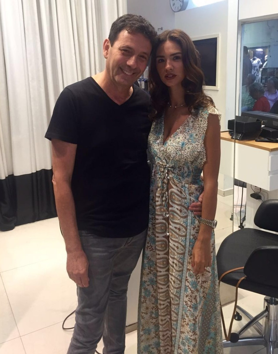 זה לא המאבטח, זה מעצב השיער של רוסלנה רודינה