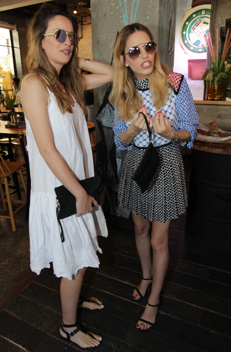 "אסי, שנייה. איזההההההה  נודניק!!!"