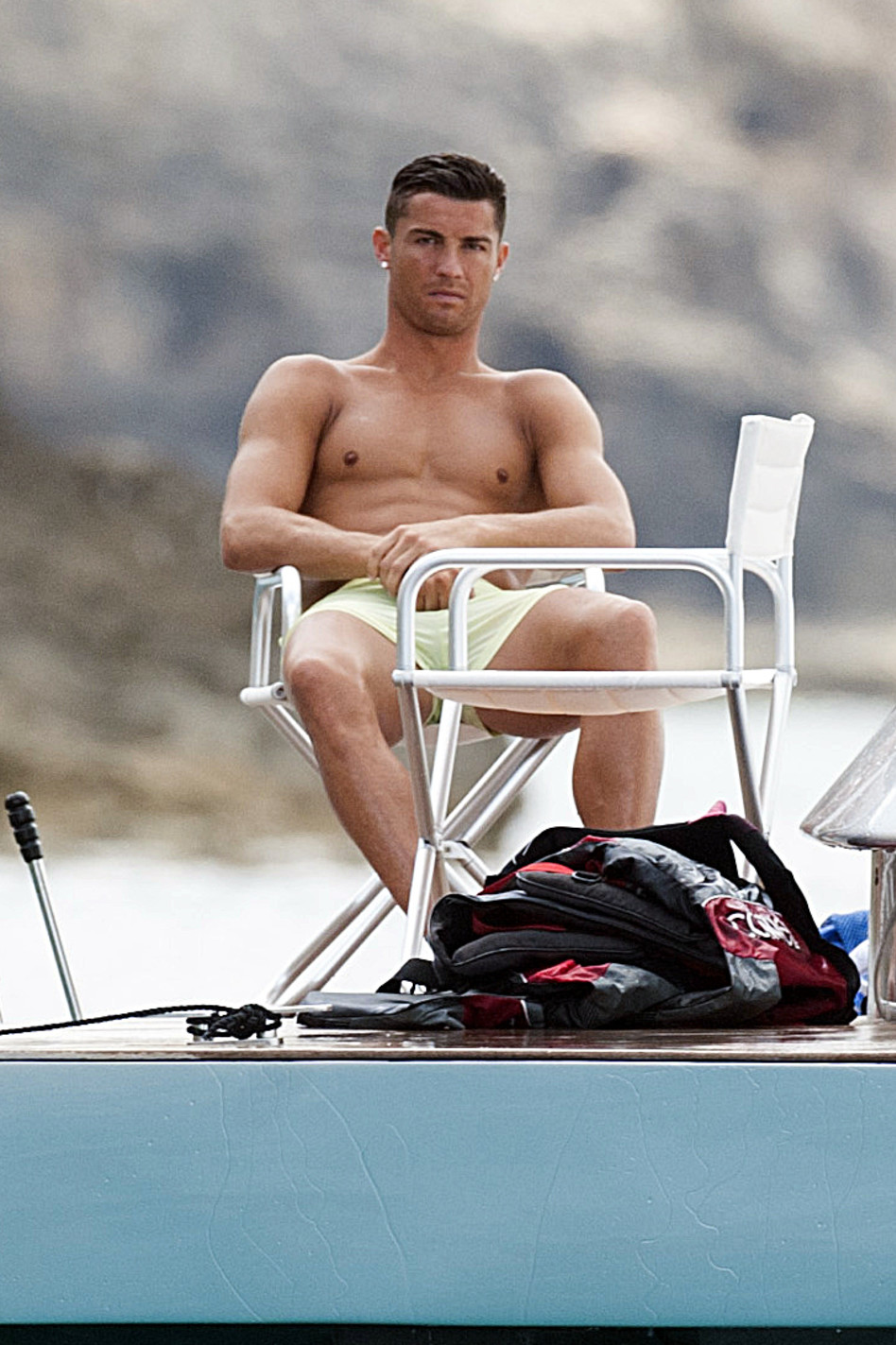 במראה המציל המסוקס