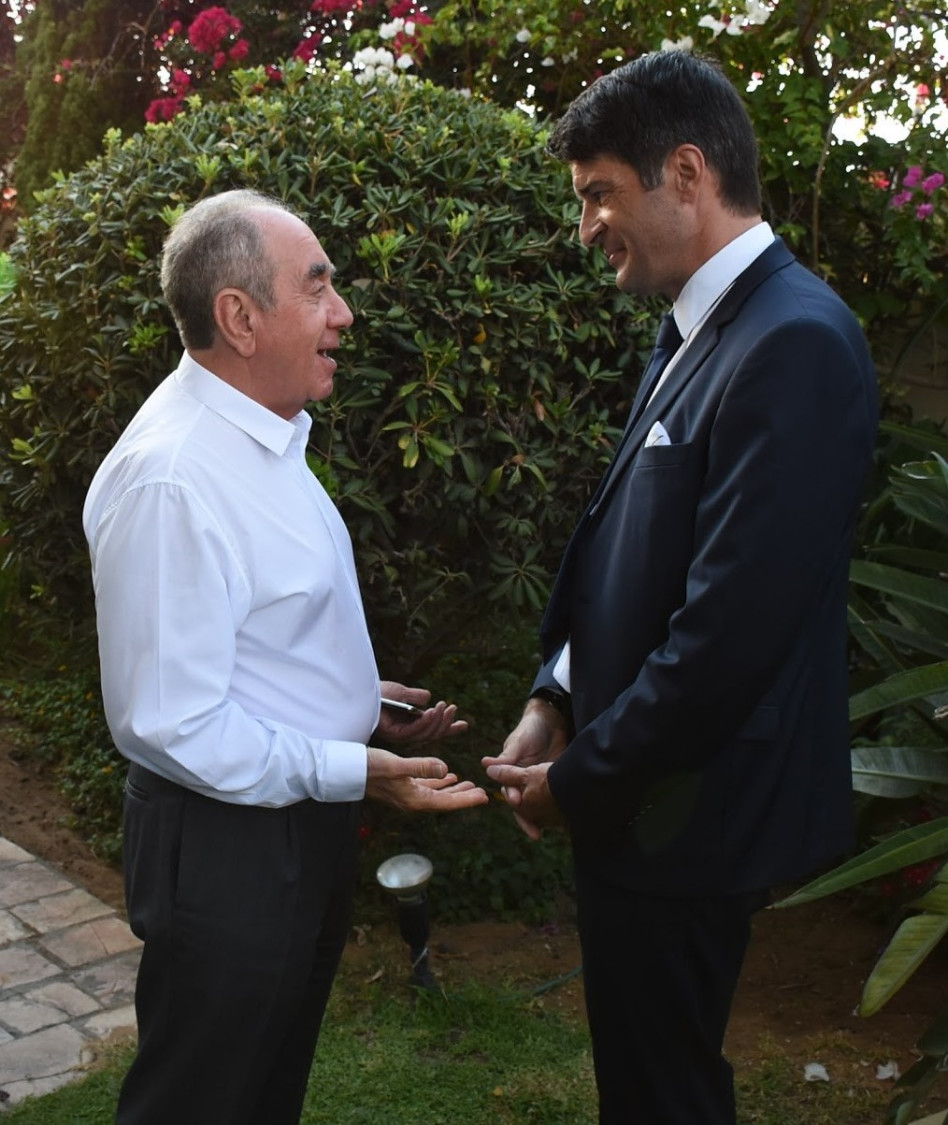 פטריק מזונאב ואלפרד אקירוב (צילום: אביב חופי)