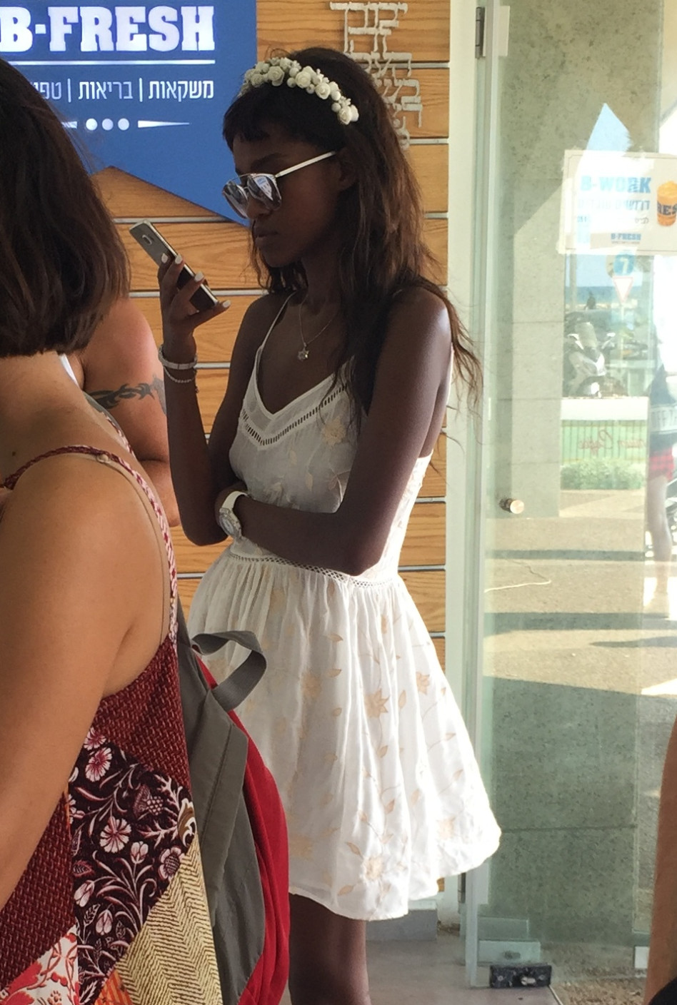 "נו, הגיע הזמן שיתייחס רק אלי ולא רק למוכרת הגלידה!". טיטי