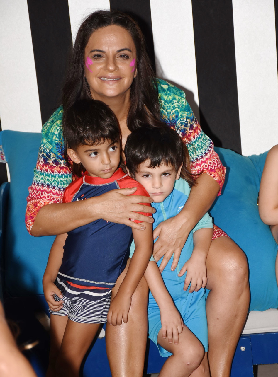 אם השנה. אופריה אסייג