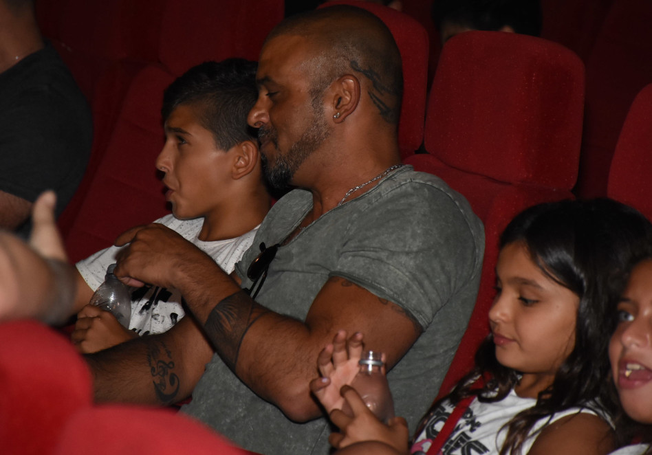 תביא קצת פופקורן, אל תהייה בונקר!