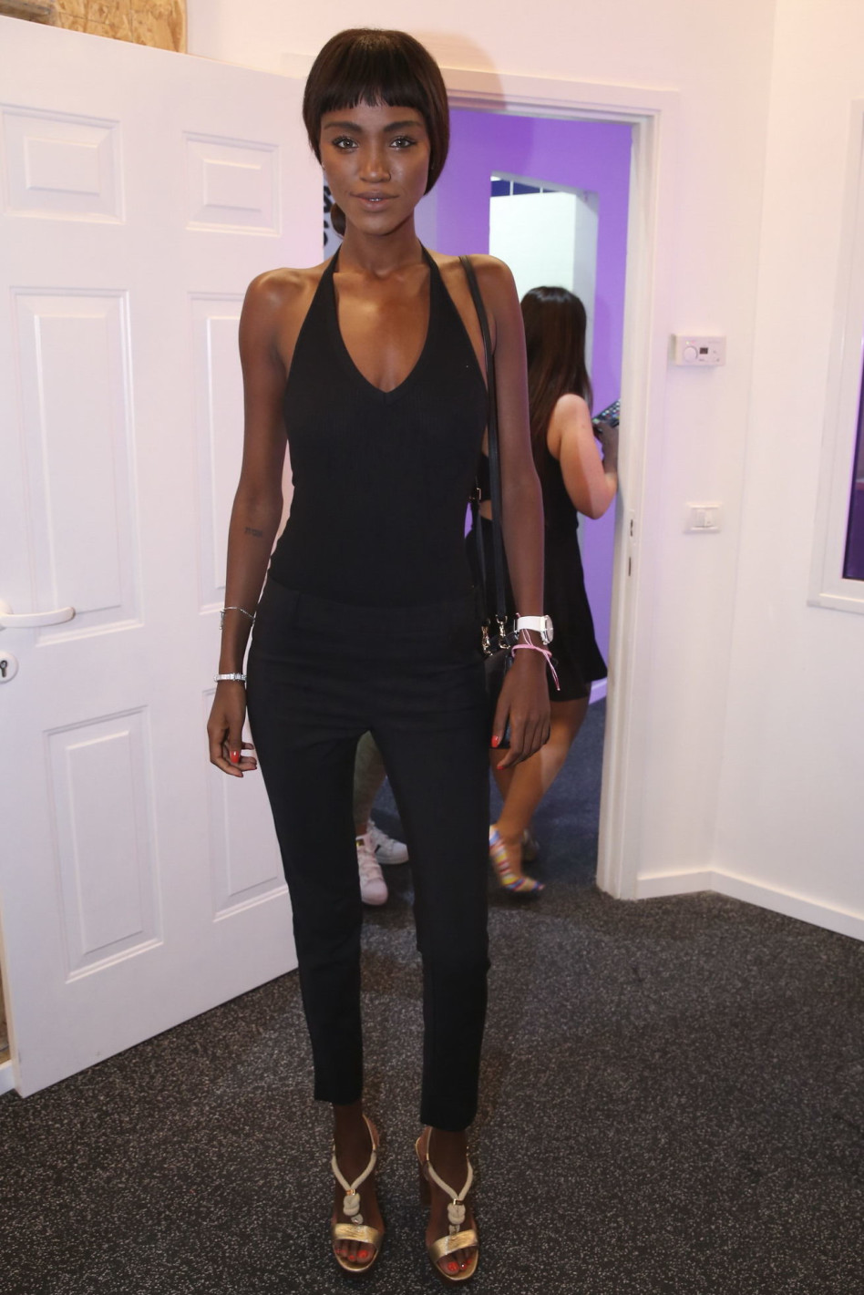 טיטי איינאו הלכה עלפוני. למה? ככה!