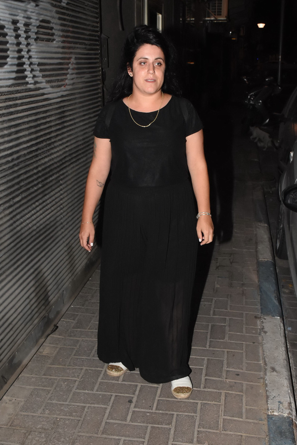 באה בדמותה. תום יער