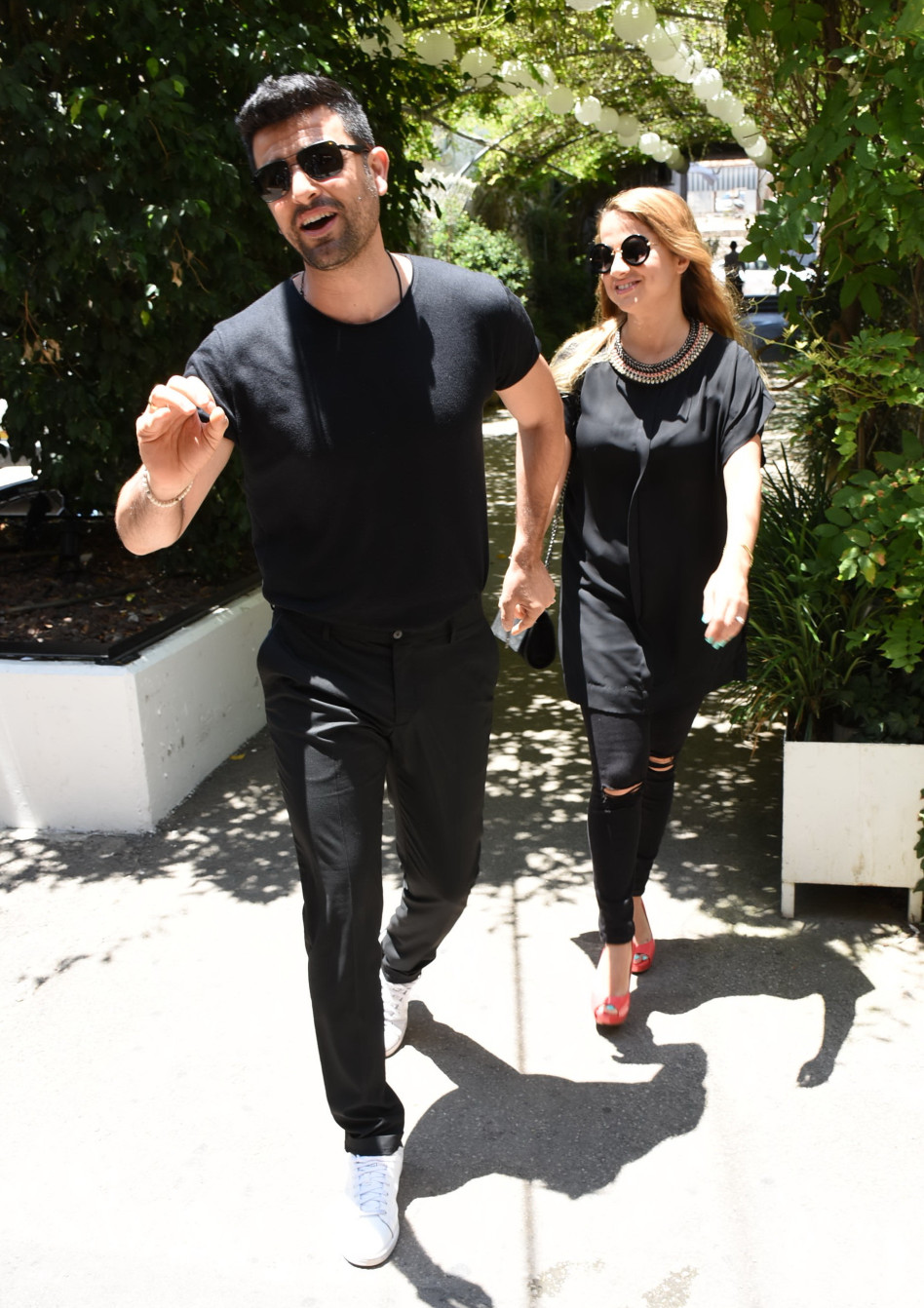 טוטאלוק שחור תואם. עמוס תמם ואשתו טל נרובאי