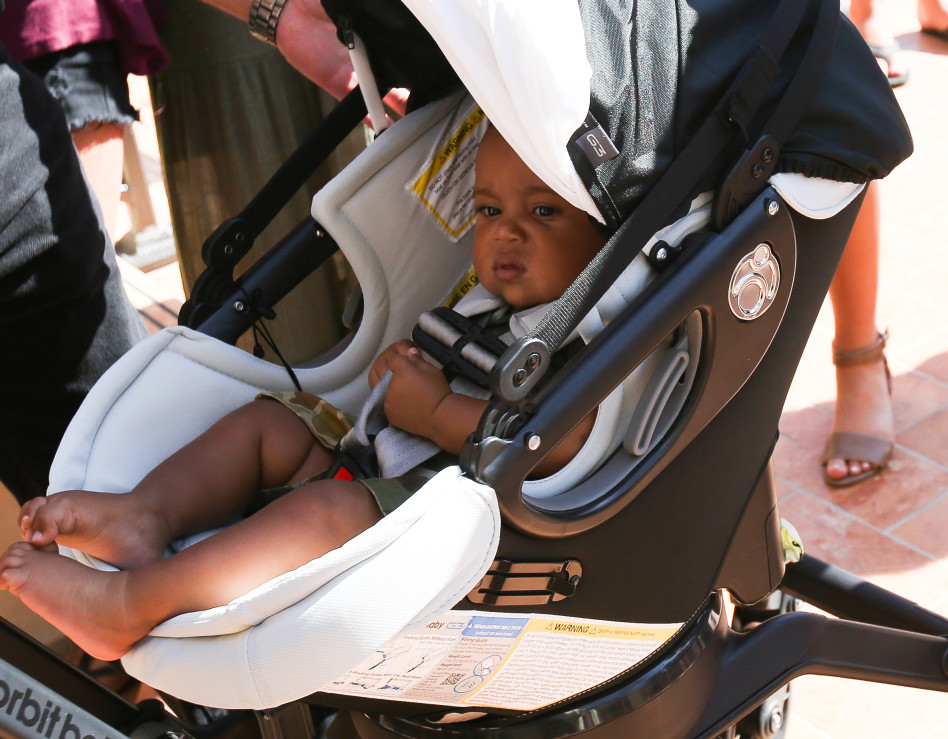 הכפיל הקטן של קניה. סיינט ווסט