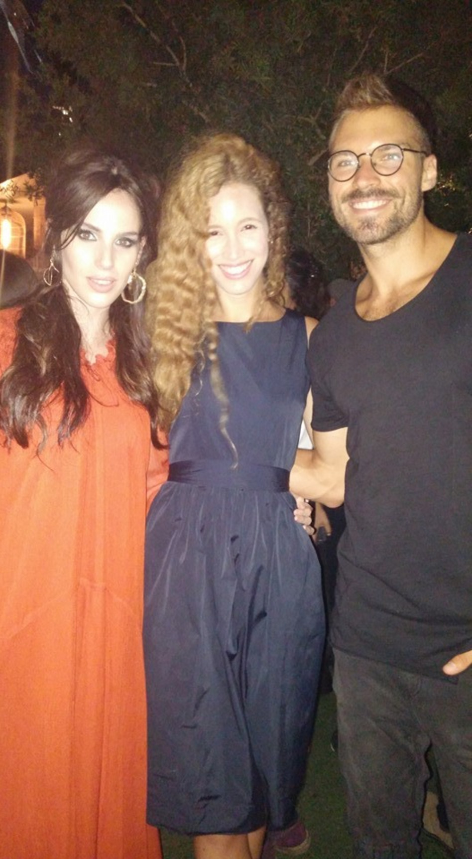 היפים והנכונים? אילן אוספליק, הגר קרויטורו ובתיה שיף (צילום: צילום מסך פייסבוק)