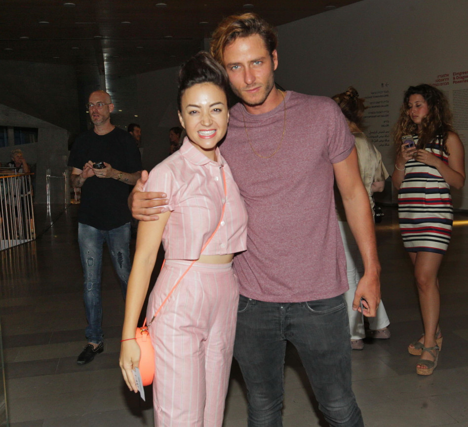 מאה ביחסי אנוש. נלי תגר ומיכאל אלוני