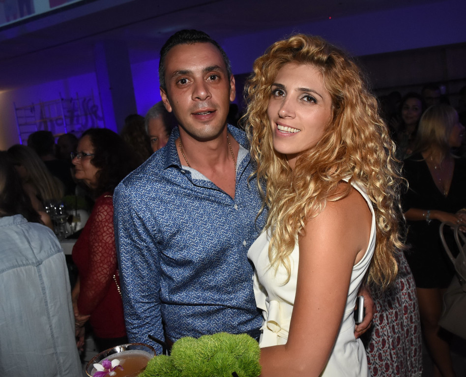 מעושרים. רותם סמדג'ה ואשתו (צילום: אביב חופי)