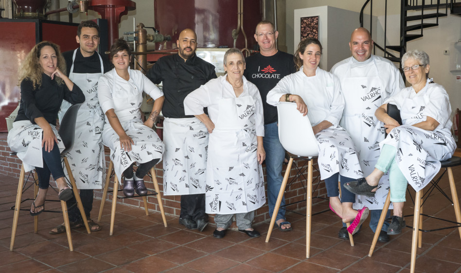 גולן תשבי והקונדיטורים (צילום: אנטולי מיכאלו)