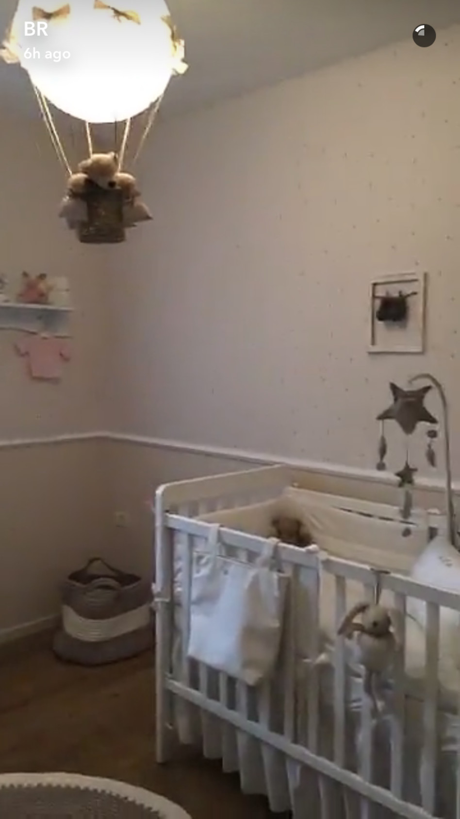 חיתולים ומוצצים כבר יש?