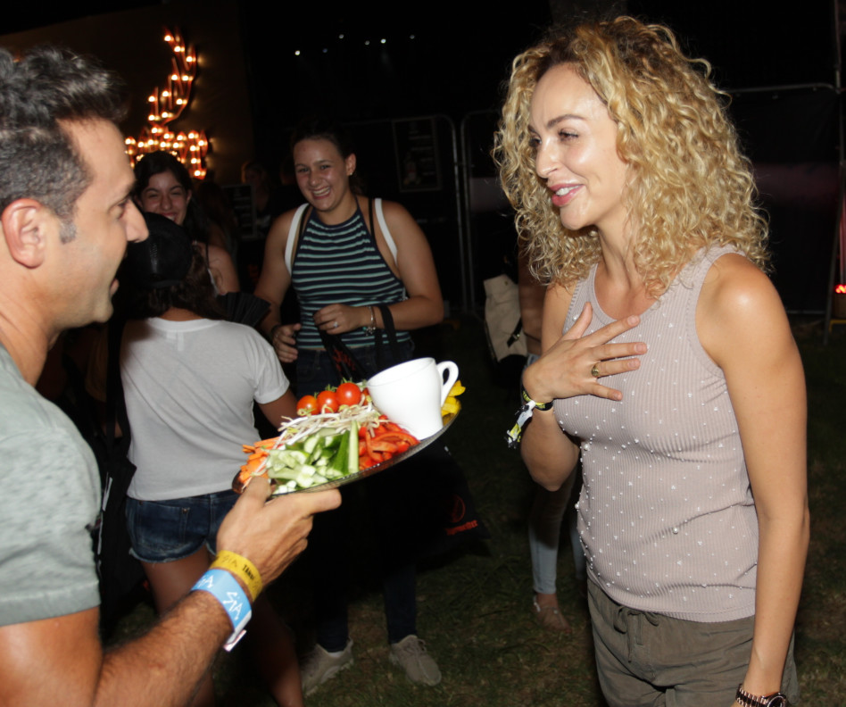 מקבלת רק דיימונדז. תודה!