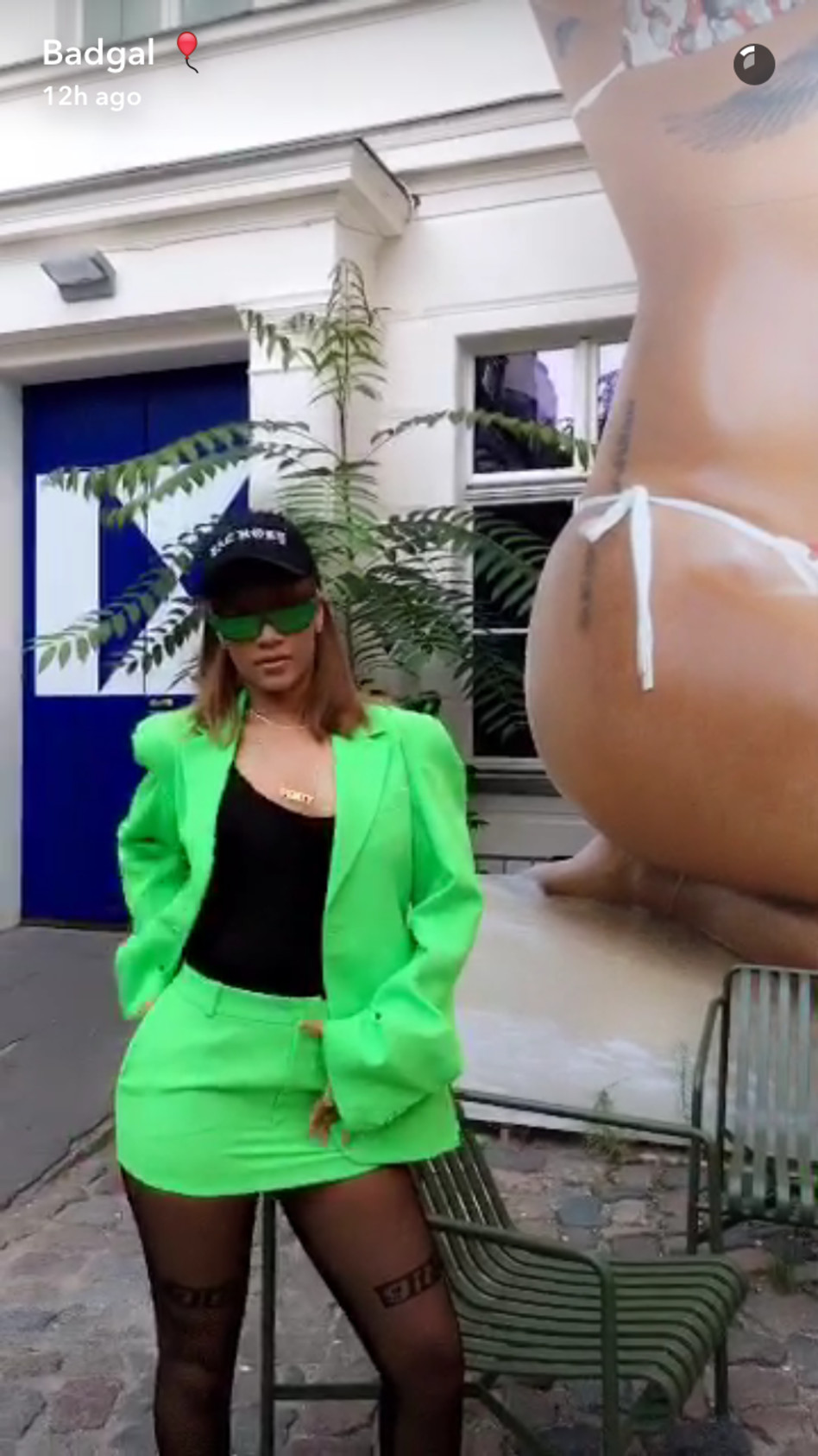 תבואו ותוכלו לראות גם את הטוסיק שלי...