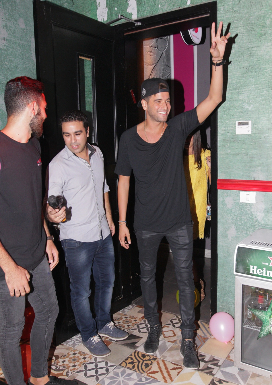 היוש, אוויטה. סליחה, קשתי הגיע