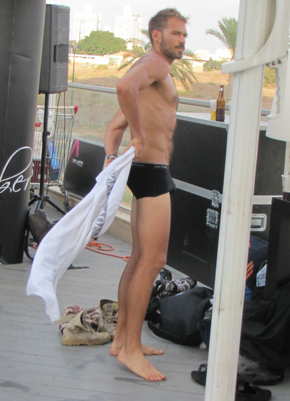 ואז, אוספליק דואג לייבש