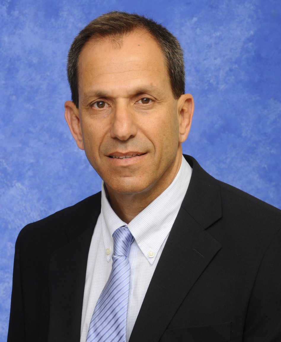 שמוליק האוזר