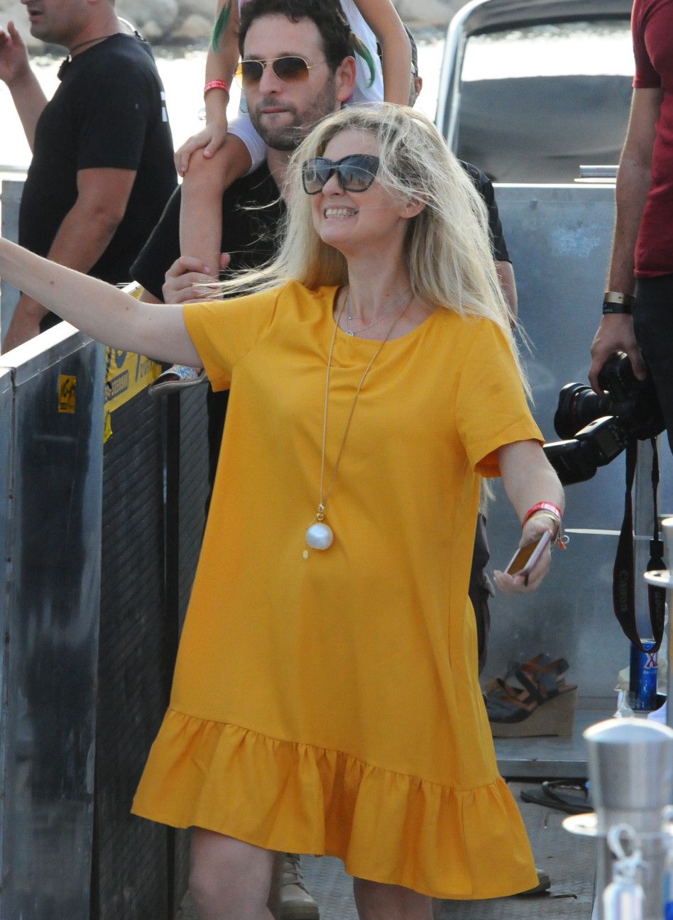 היושששש, מיכל ינאי איז אין דה האוס