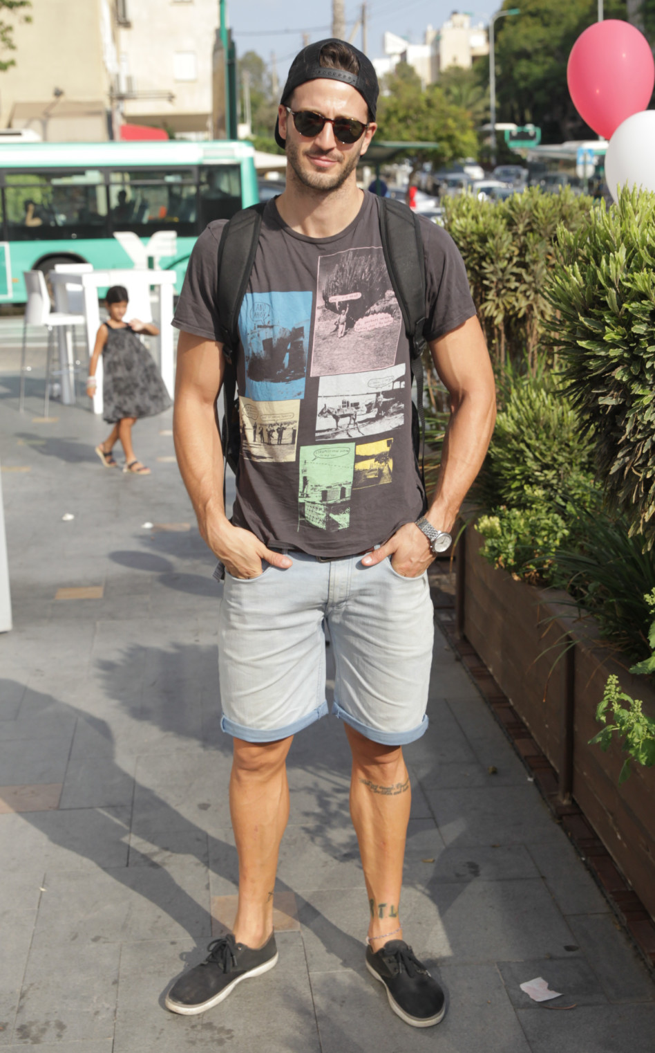 יצא מבין השיחים. מייקל לואיס