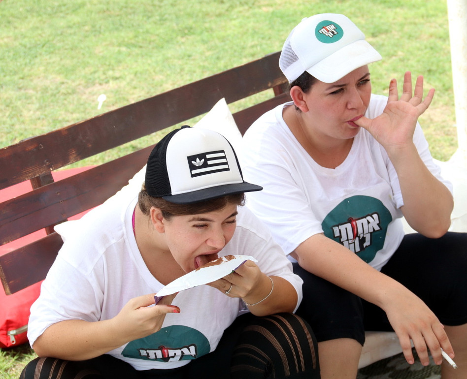 לבריאות. ג'קי אזולאי