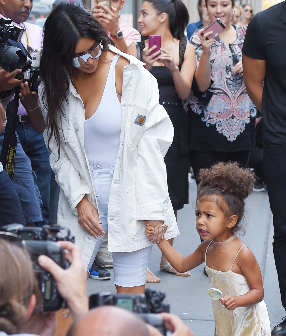כבר מבינה מה קורה סביבה. קרדשיאן עם נורת' ווסט