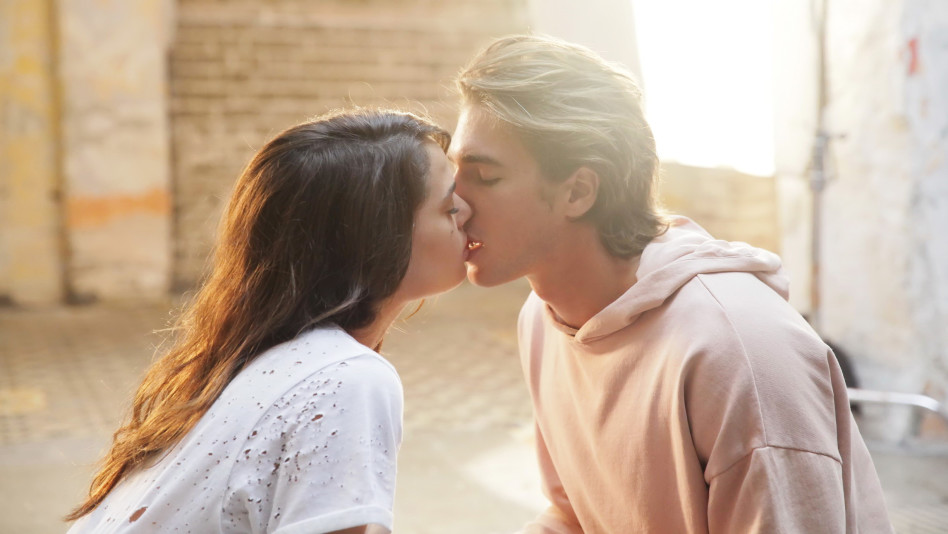 טוב, אתם צריכים עירוי אחר י זה. עומר דרור ודר זוזובסקי