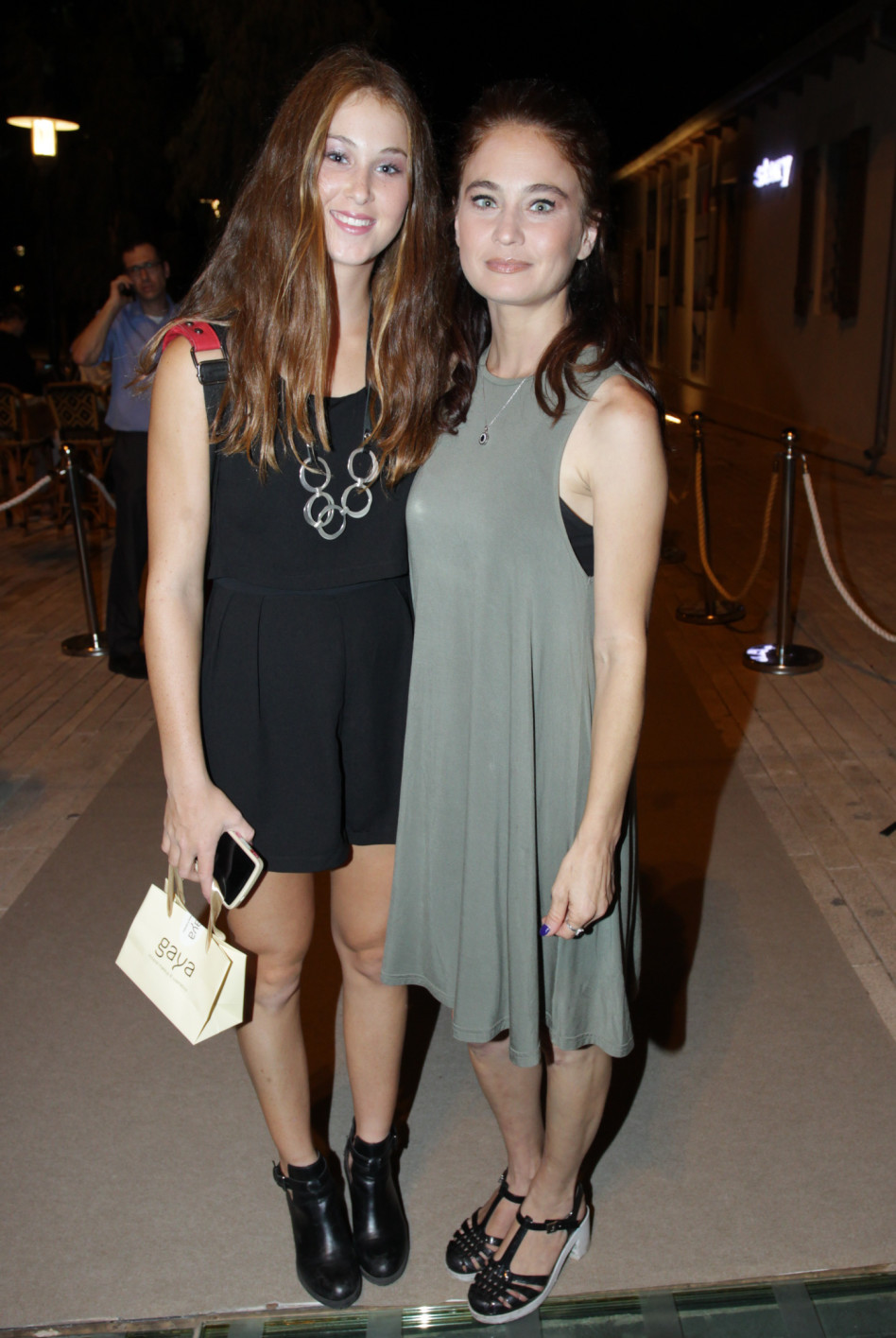 פוערת עייים. לוסי דובינצ'יק