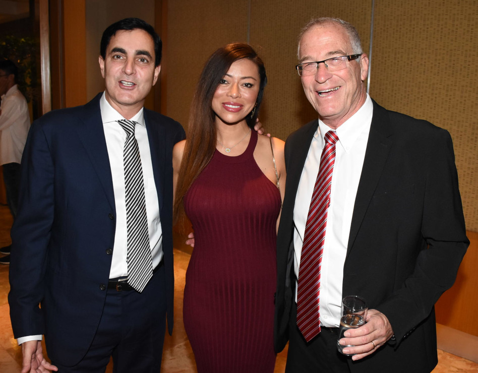 ערן הלפרן, נעמי וחיים הורוביץ (יח"צ)