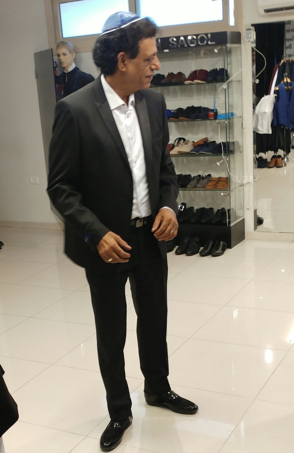 נכון, הוא צ'ארמר!