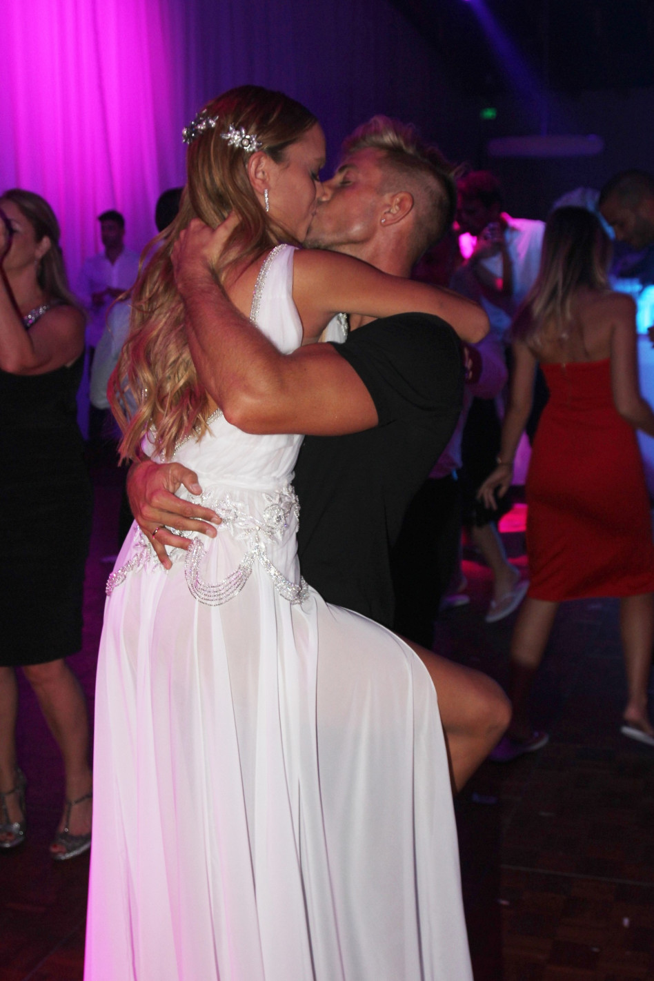 אהבה. אקאפי ופרלוב