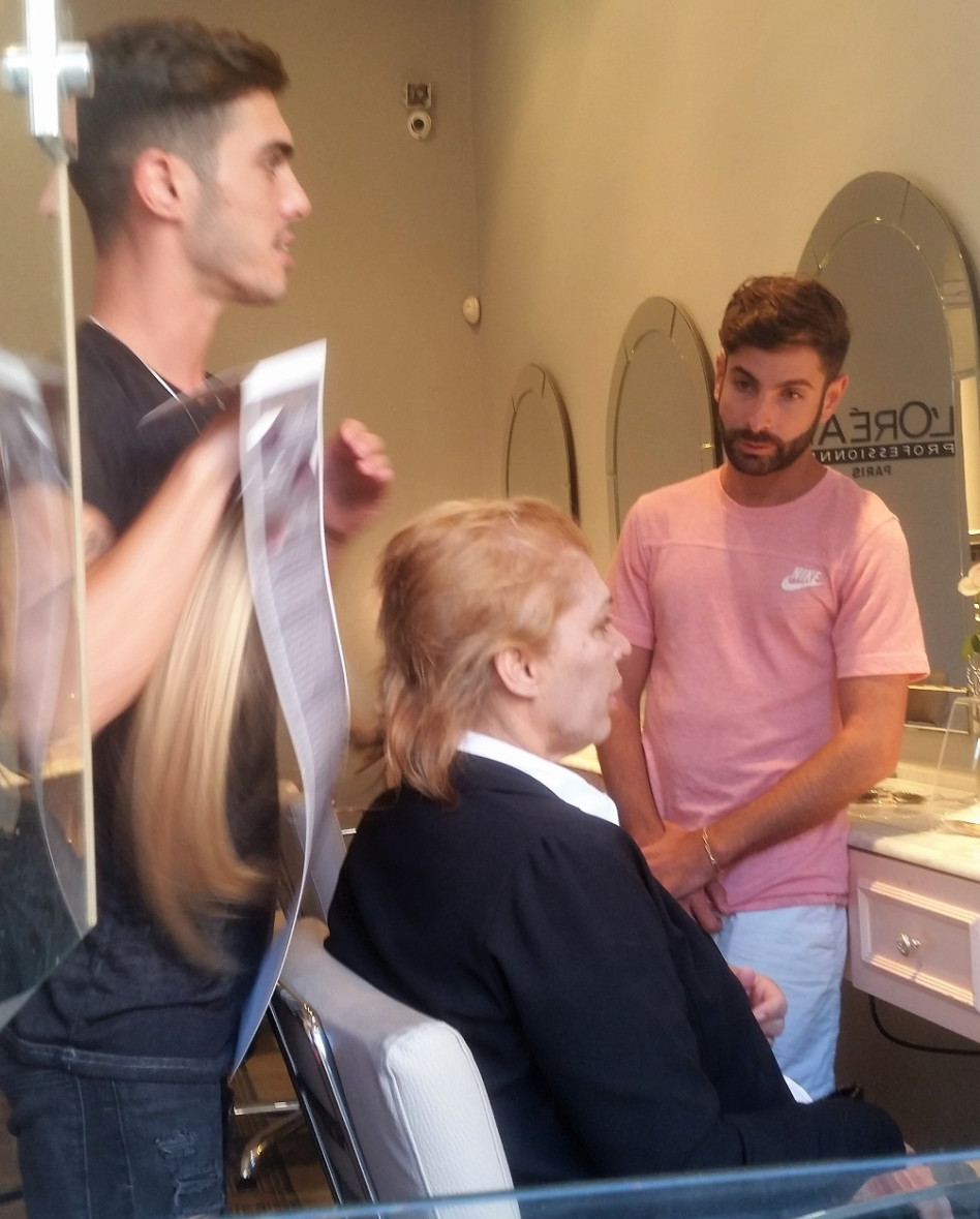 מה עם גווני שמש? יהודית באומן אצל מעצב השיער (יח"צ)