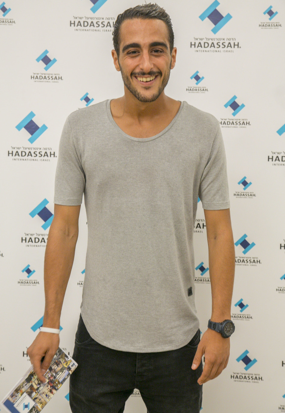 מתאושש. אלכס עמר