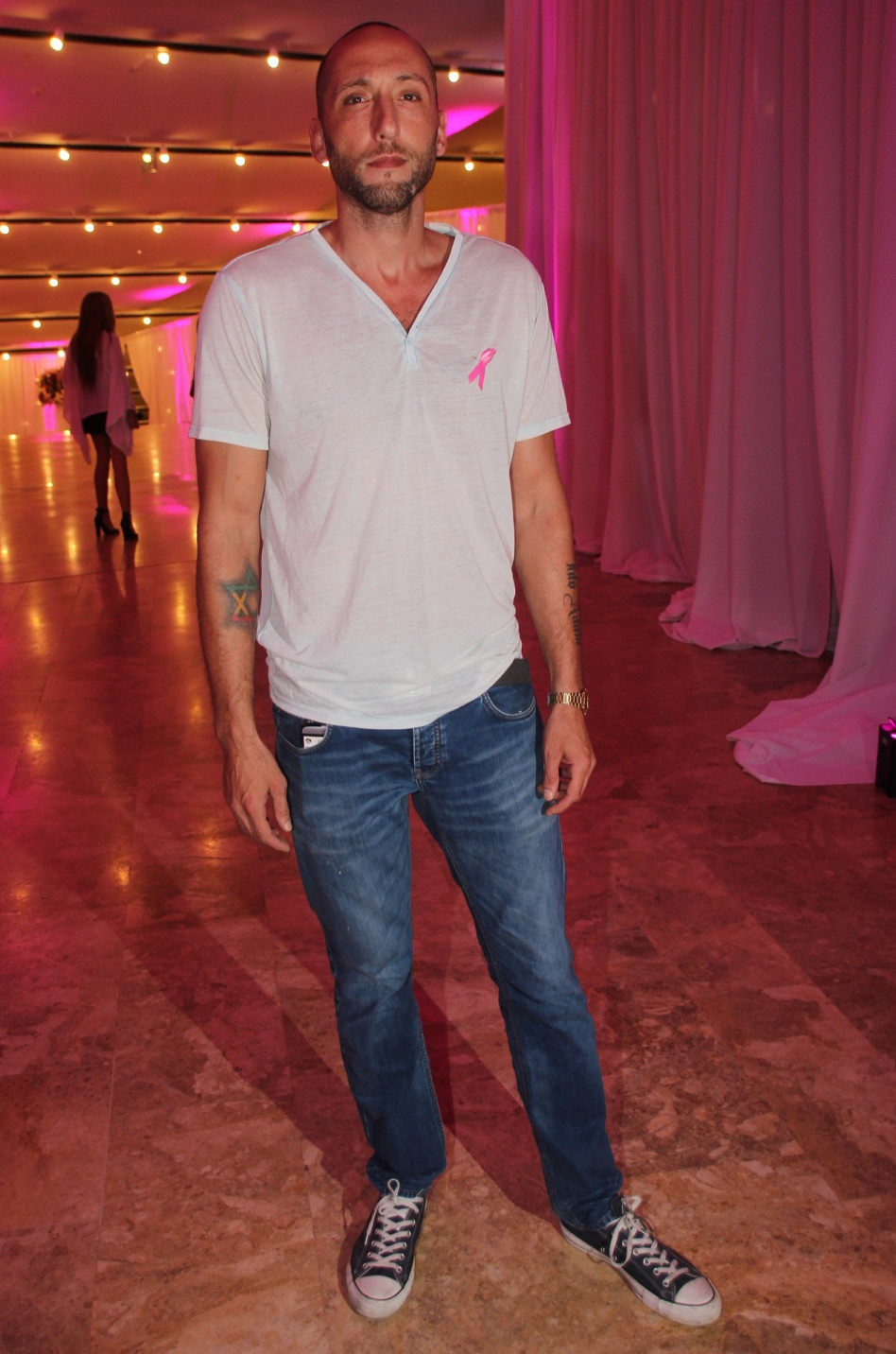 גילי מוסינזון עושה אירועים