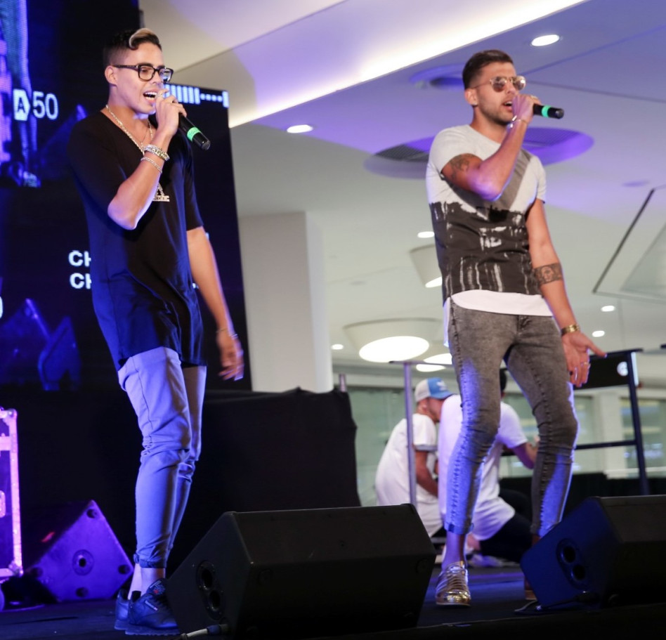 בן אל וסטטיק עושים שם מסיבה