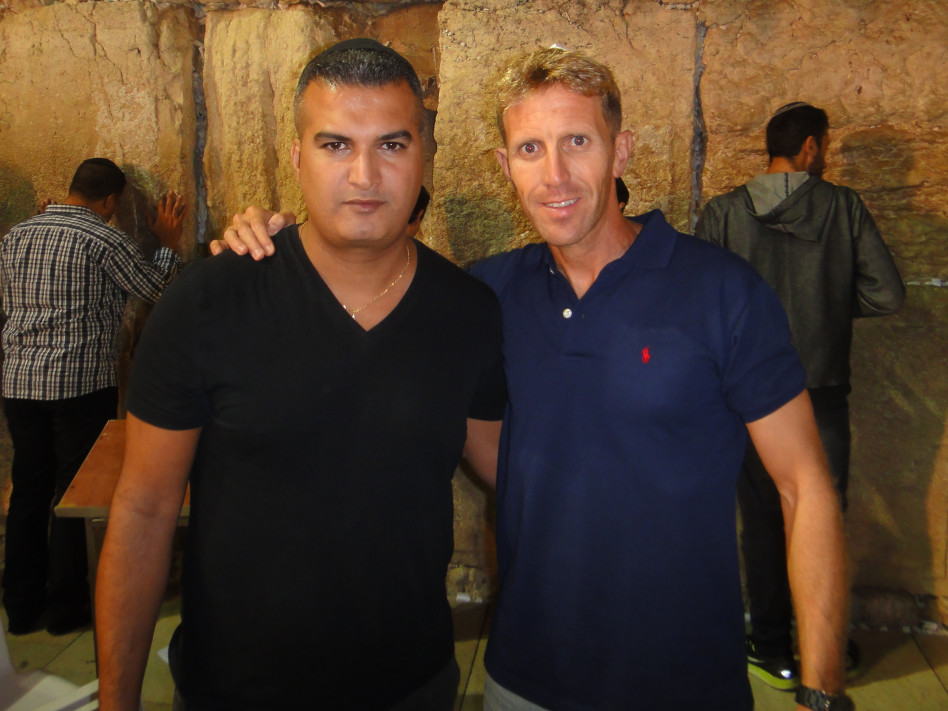 שנה טובה. בן ינובר ורון שובל