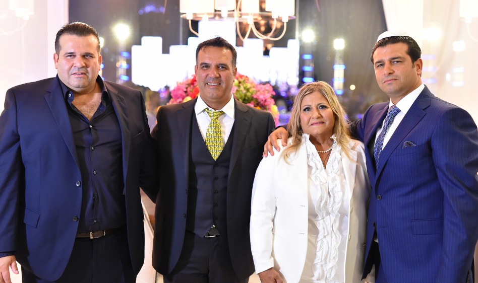 יקי, נורית, מוטי ואורן כוזהינוף (צילום: ישראל ברדוגו)