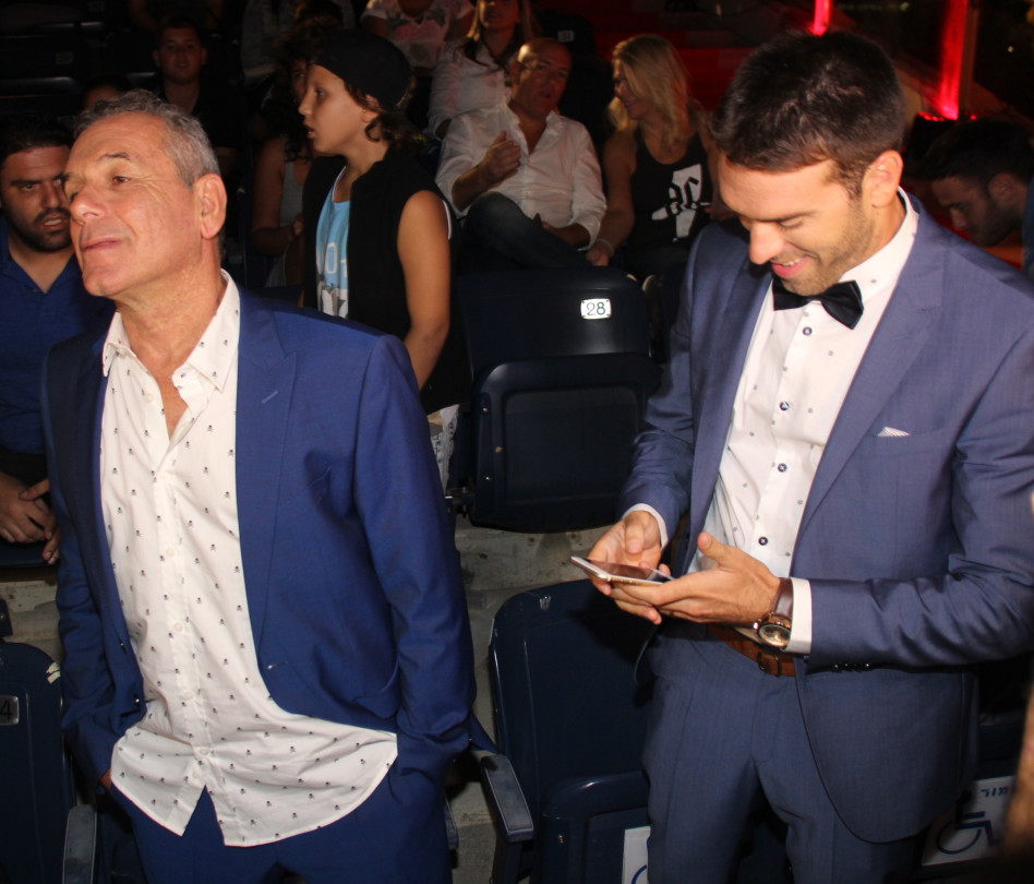 מסמסים תודות?