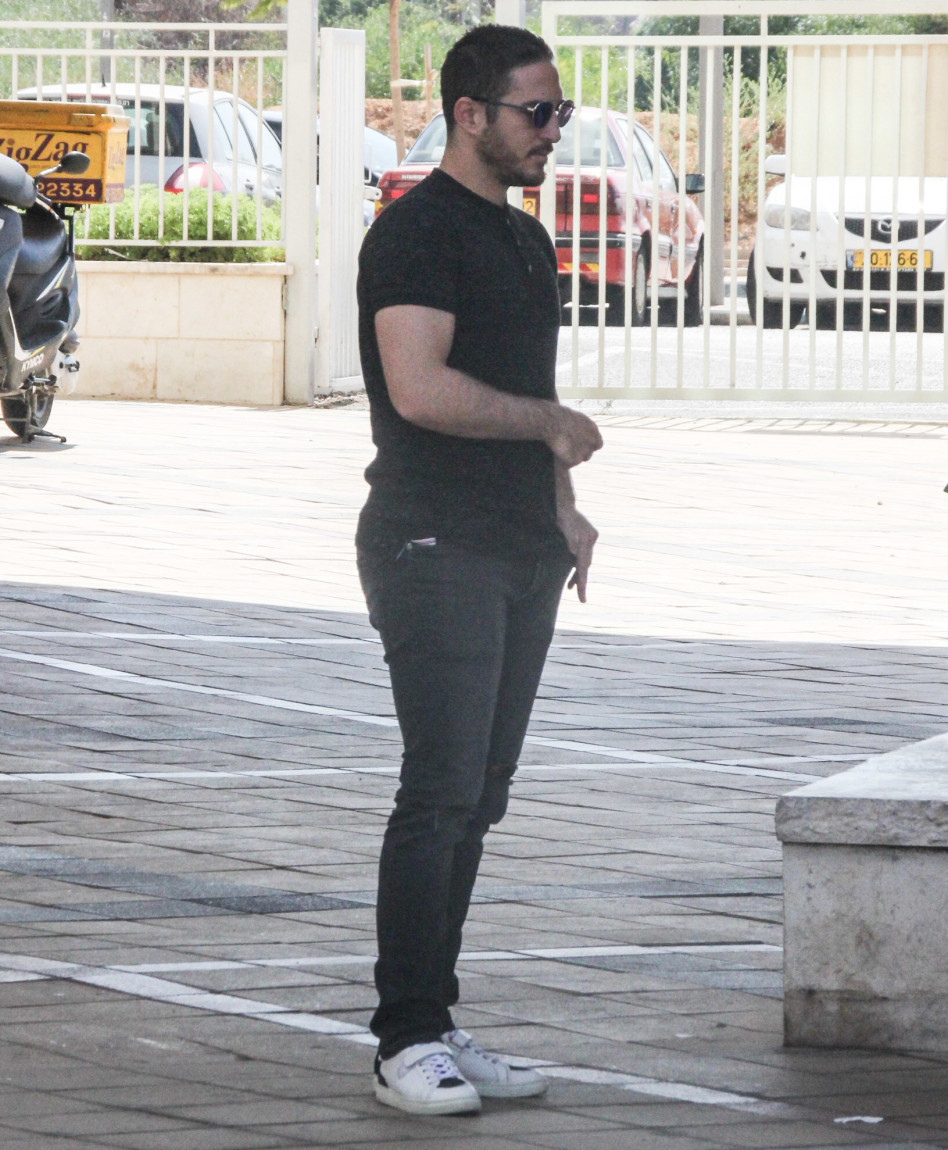 לא מדבר. אלרואי כהן