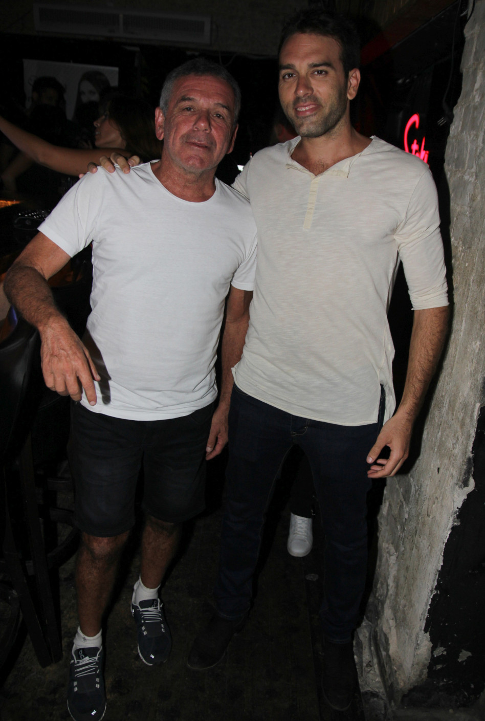 הזוכים המפרגנים, רז ועמית גל